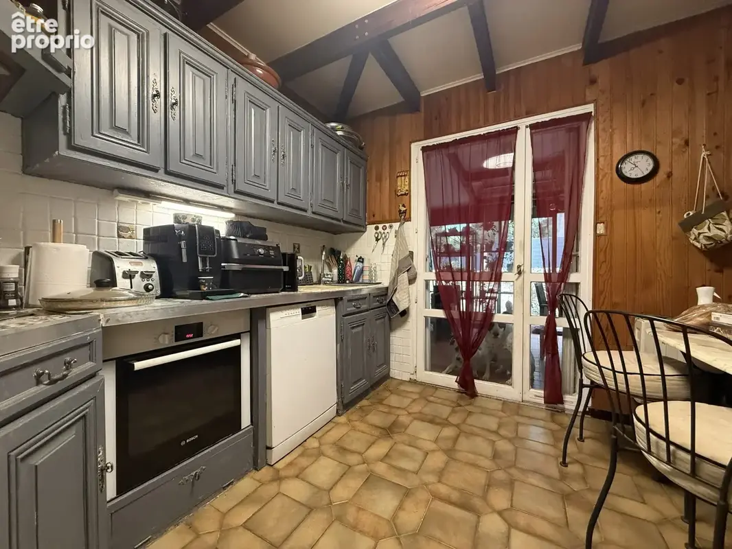 Maison 113 m² à Savigny-Le-Temple  - photo 4