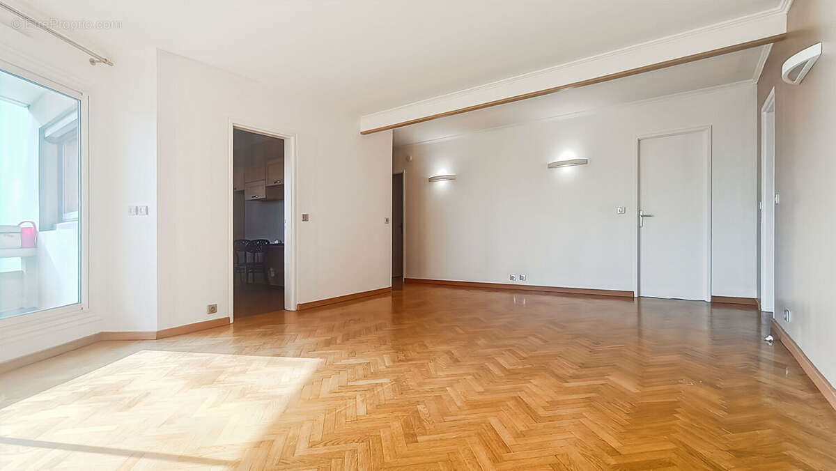 Appartement à ROSNY-SOUS-BOIS