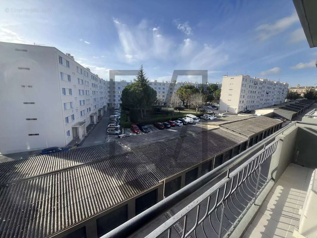 Appartement à MARSEILLE-12E