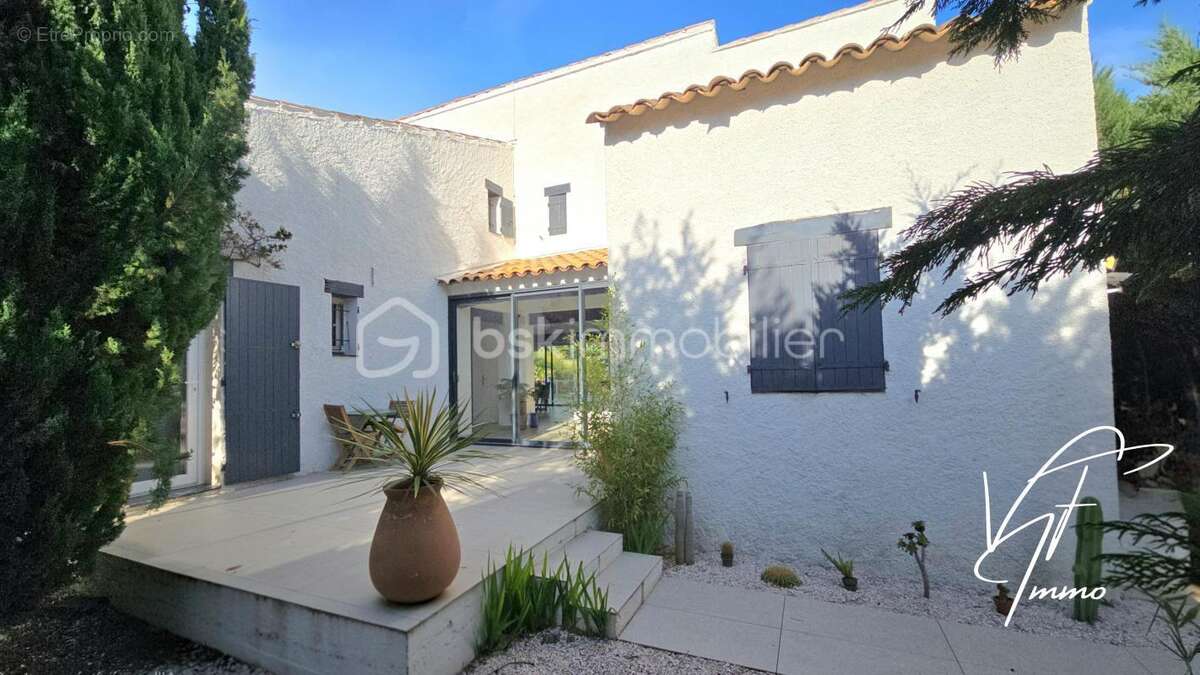 Maison à SIX-FOURS-LES-PLAGES
