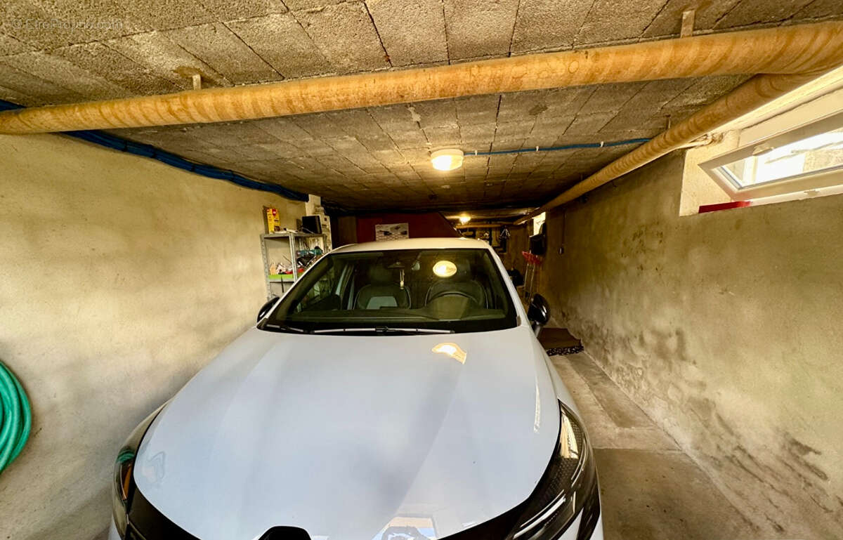 Maison à SAINT-JUNIEN