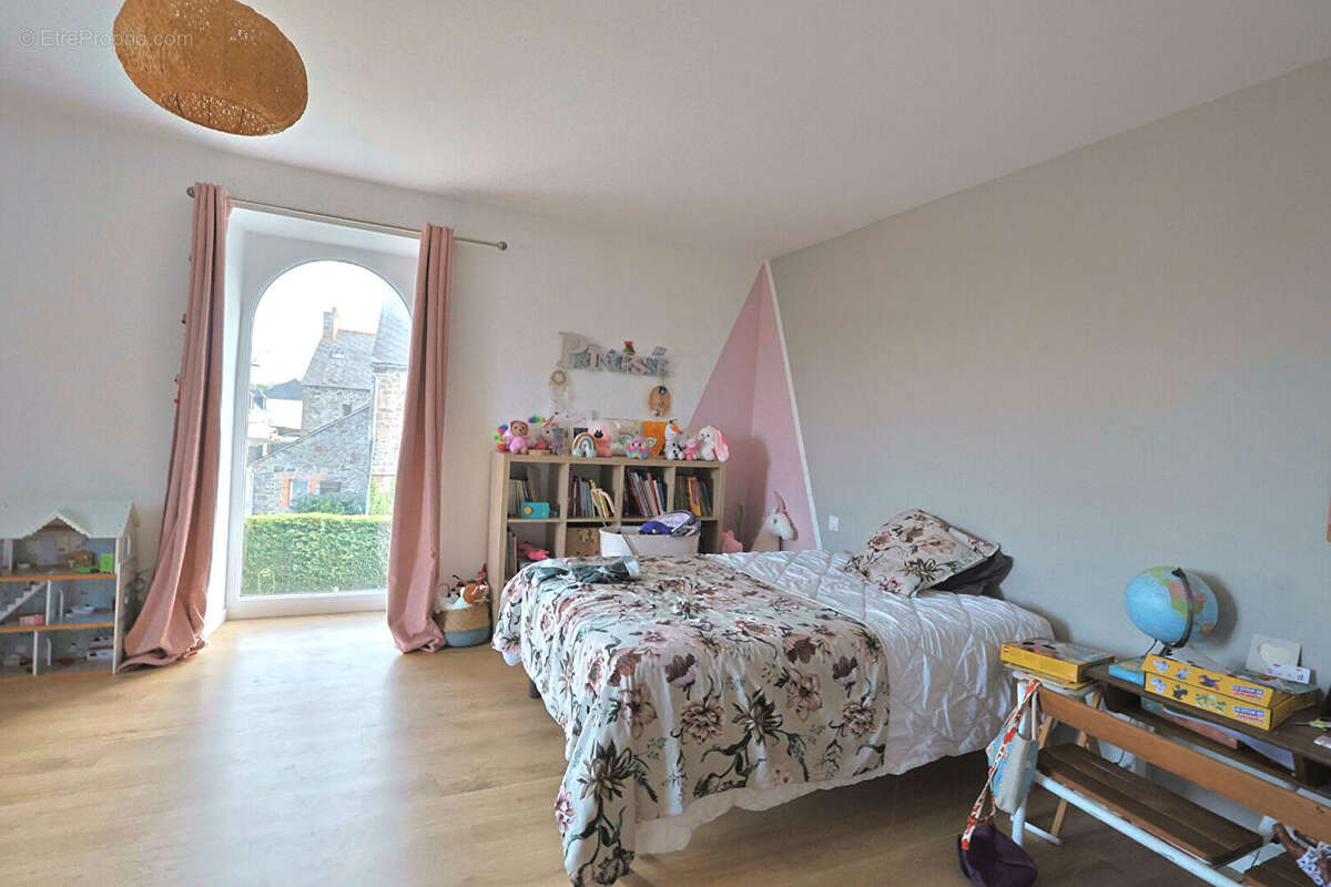 Maison à LA GOUESNIERE