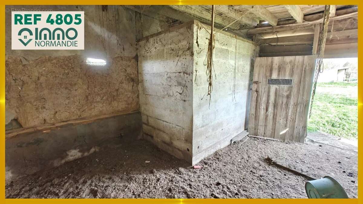 Terrain à SAINT-ELOI-DE-FOURQUES