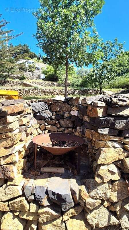 Terrain constructible avec dépendance SOURNIA (66) - photo 8
