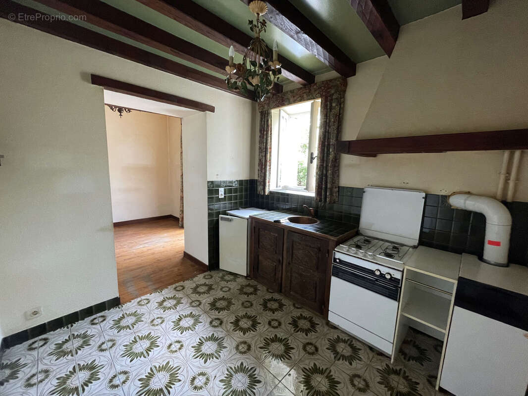 Maison à BARBEZIEUX-SAINT-HILAIRE