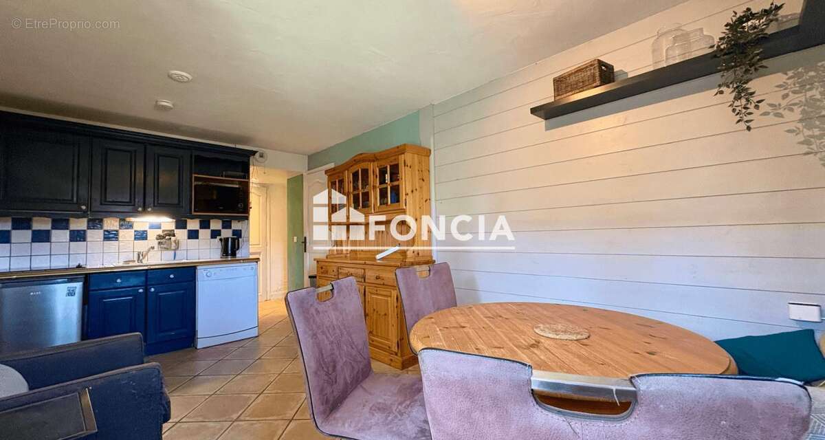 Appartement à LES ALLUES