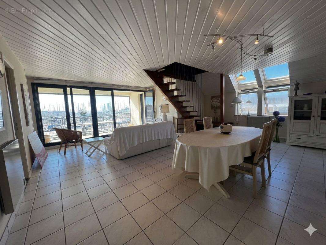 Appartement à ARZON