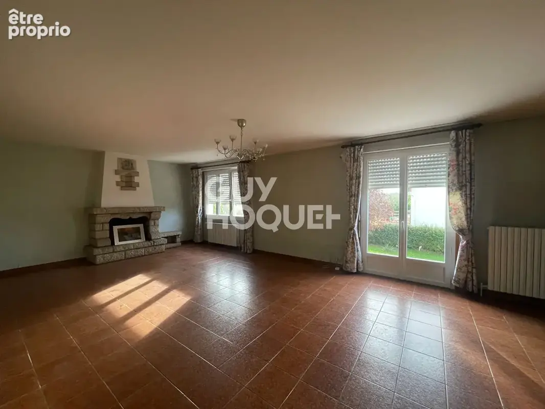 Maison à vendre dans le bourg 6 pièces - photo 2