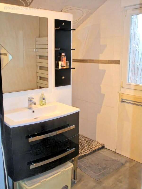 Maison 77 m² à Carvin  - photo 8