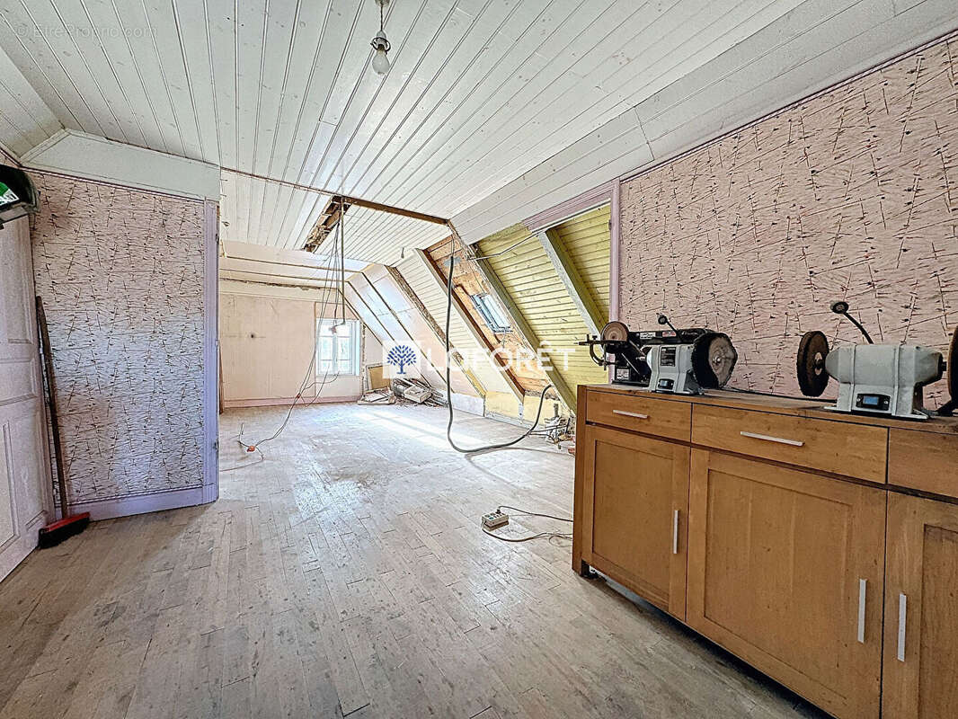 Maison à MONTPEYROUX