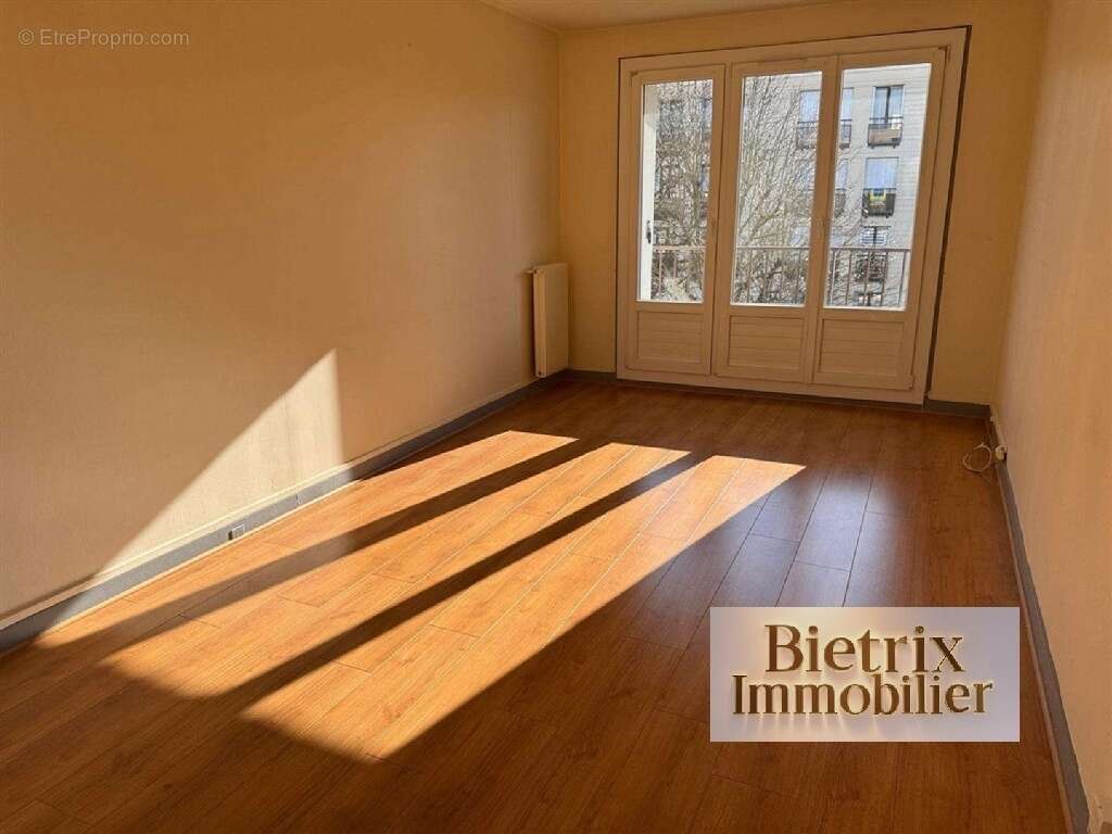 Appartement à L'ISLE-ADAM