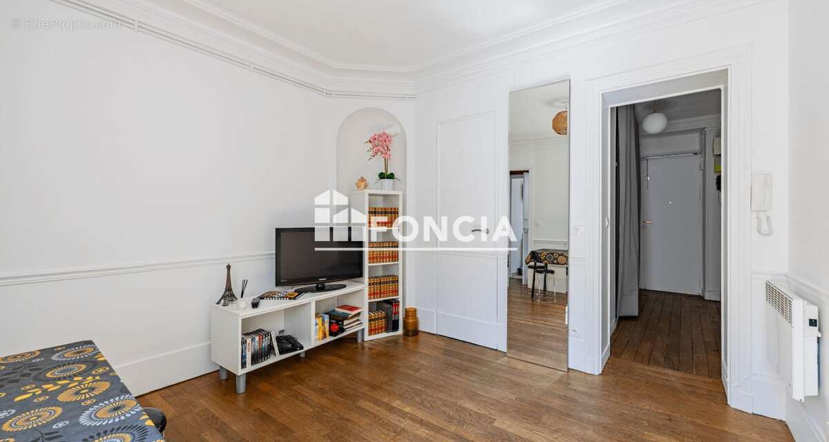 Appartement à PARIS-11E