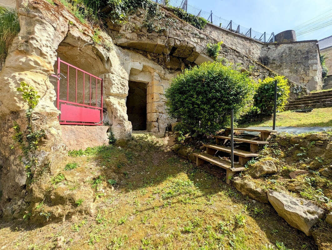 Joli Troglo entre Doué et Saumur - photo 4