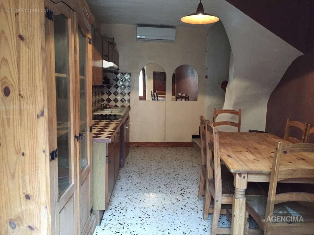 Maison à POMEROLS