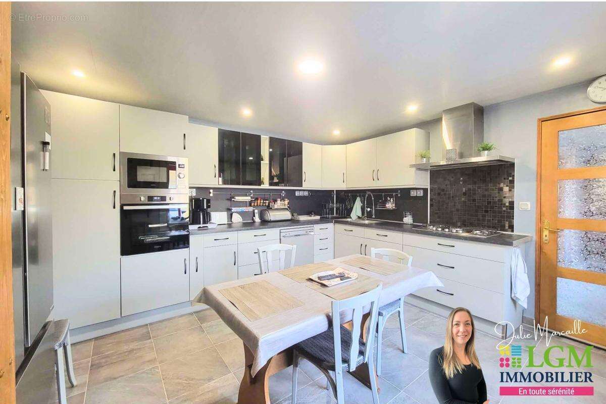 Maison à BRUAY-SUR-L&#039;ESCAUT