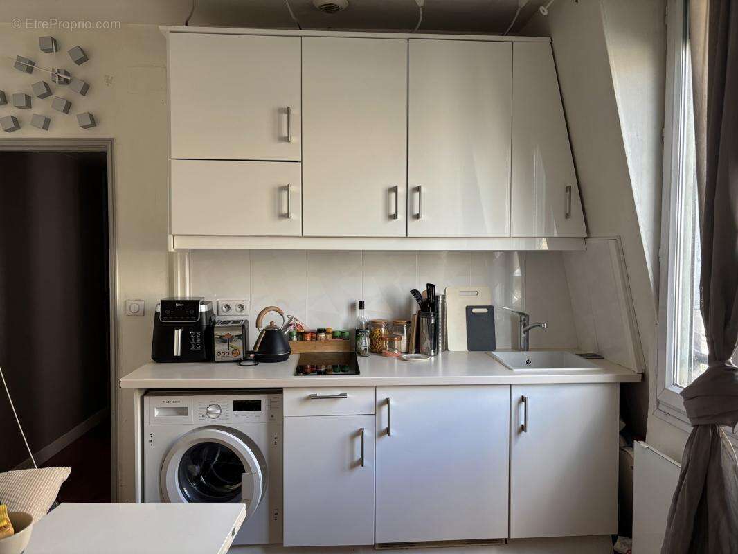 Appartement à PARIS-12E