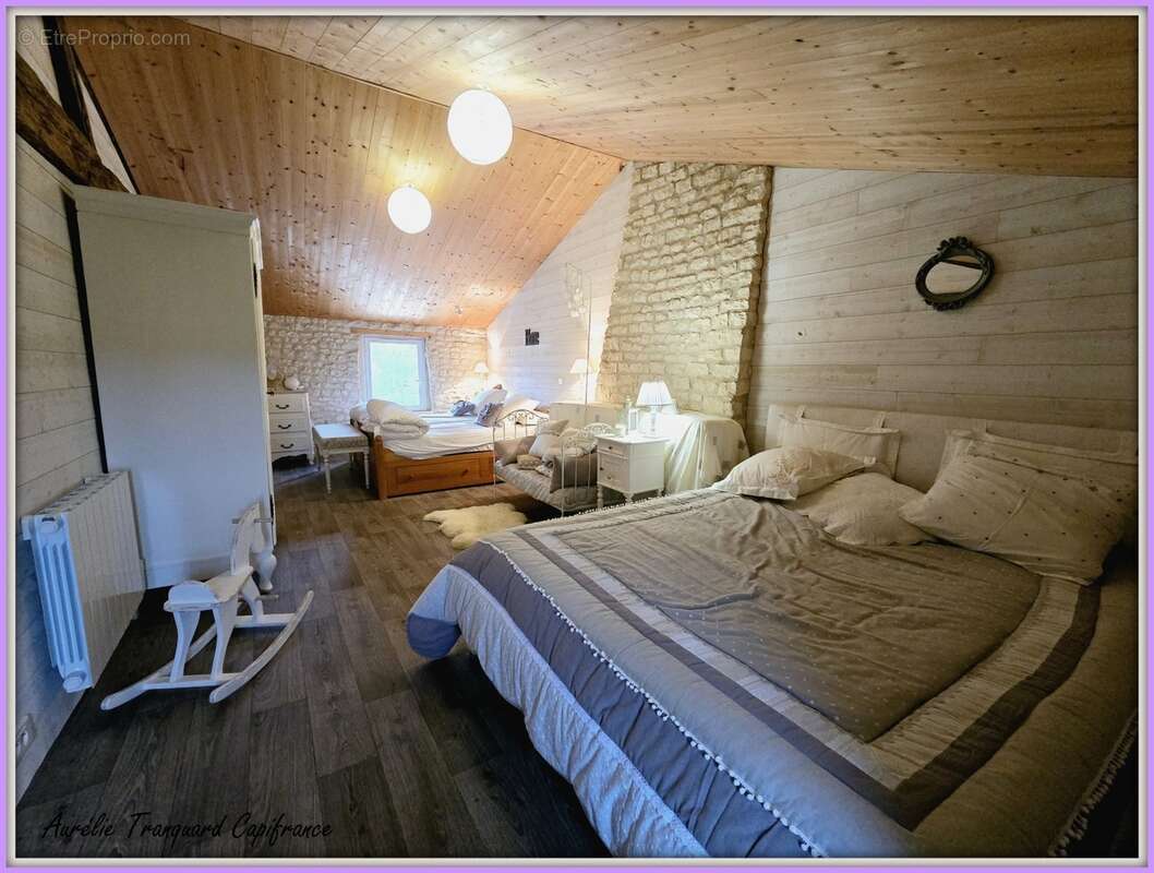 Maison à vendre 4 pièces ANTEZANT LA CHAPELLE (17) LONGERE/ maison charentaise avec dépendances - photo 12