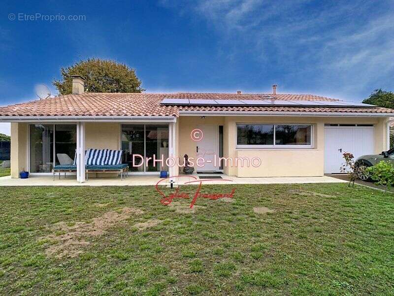 Maison à LE HAILLAN