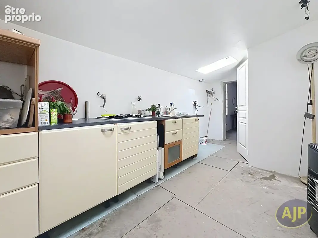 Maison de ville à terminer avec jardin et accès rivière - photo 3