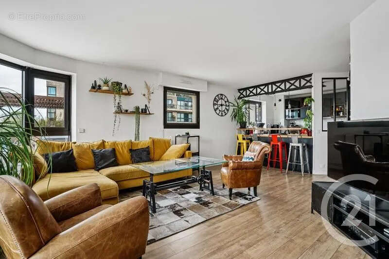 Appartement à LEVALLOIS-PERRET