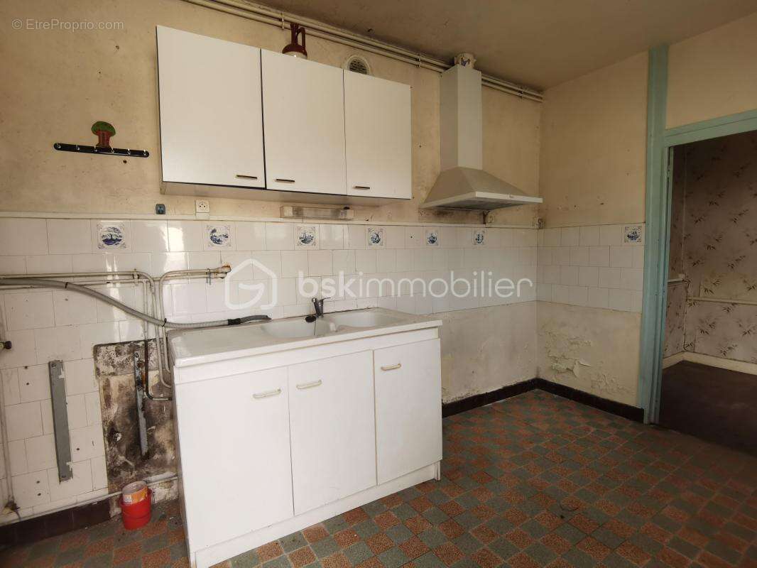 Maison à SAUZE-VAUSSAIS