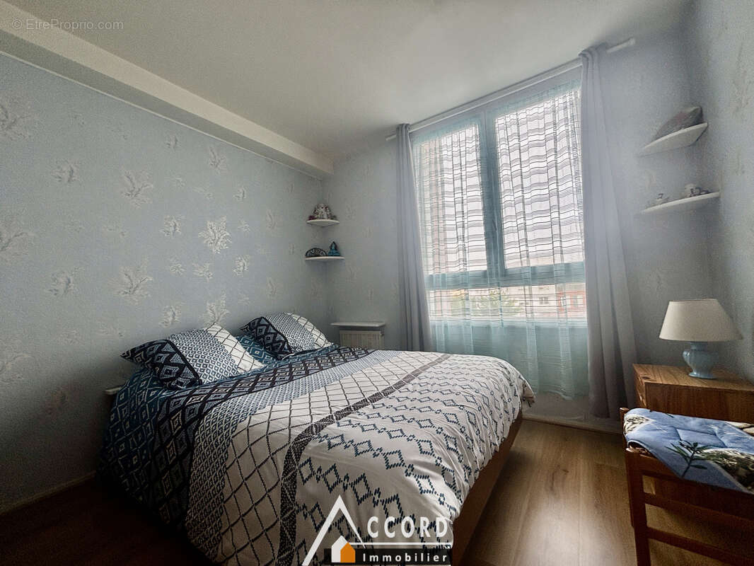 Appartement à SARTROUVILLE