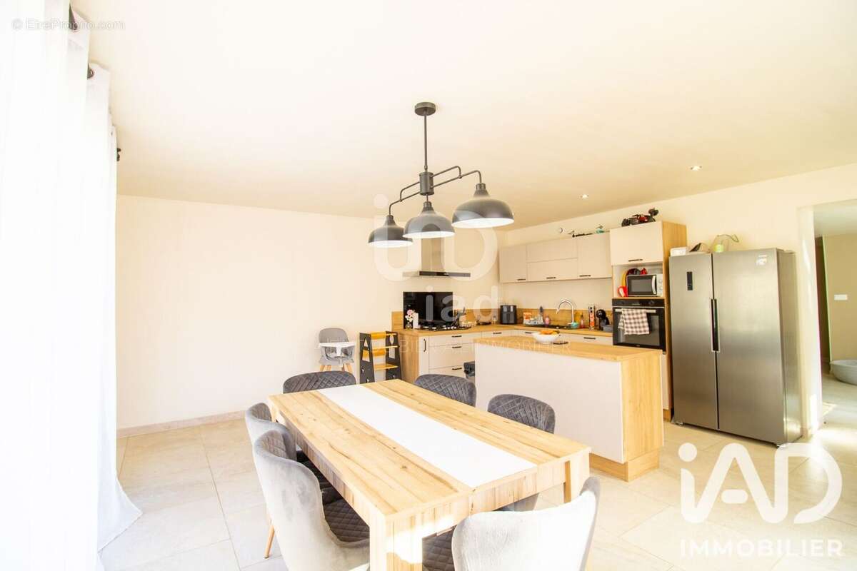 Maison 118 m² à Pronleroy  - photo 6