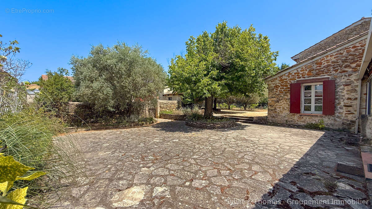 Maison à PIOLENC
