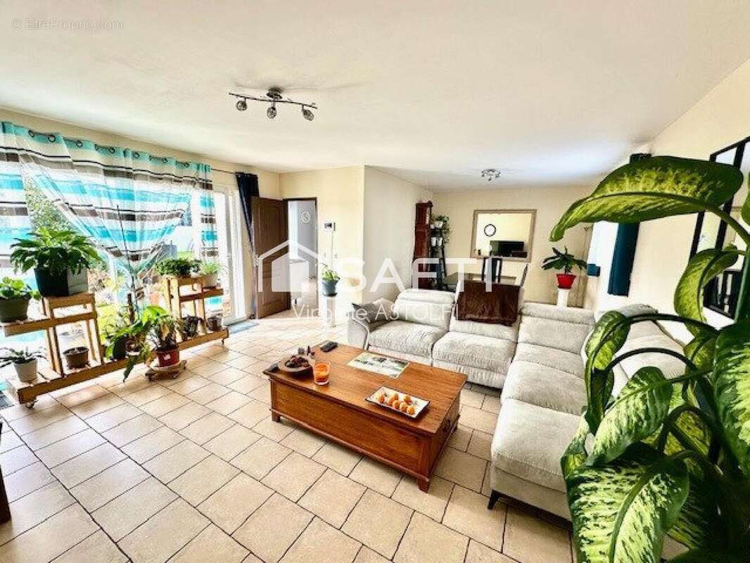 Photo 3 - Maison à FROUZINS