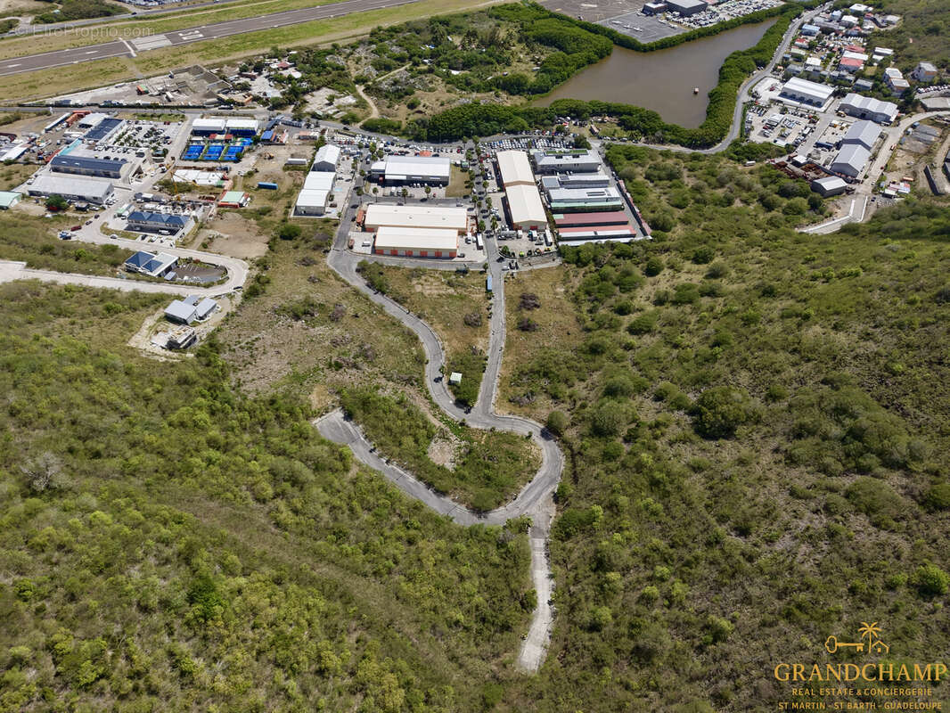 Terrains viabilisés avec vues mer - GRAND CASE - photo 3