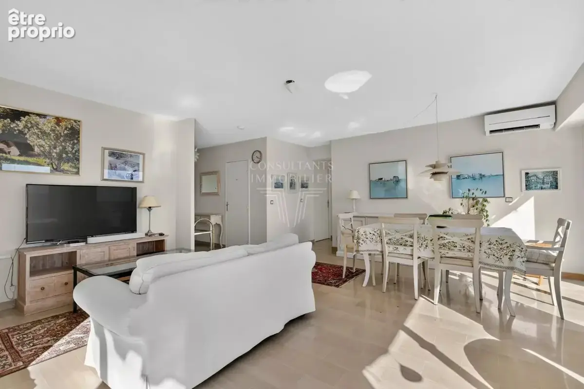 Mougins. 110 m².de terrasse  piscine & jardins  vue dégagée - photo 6