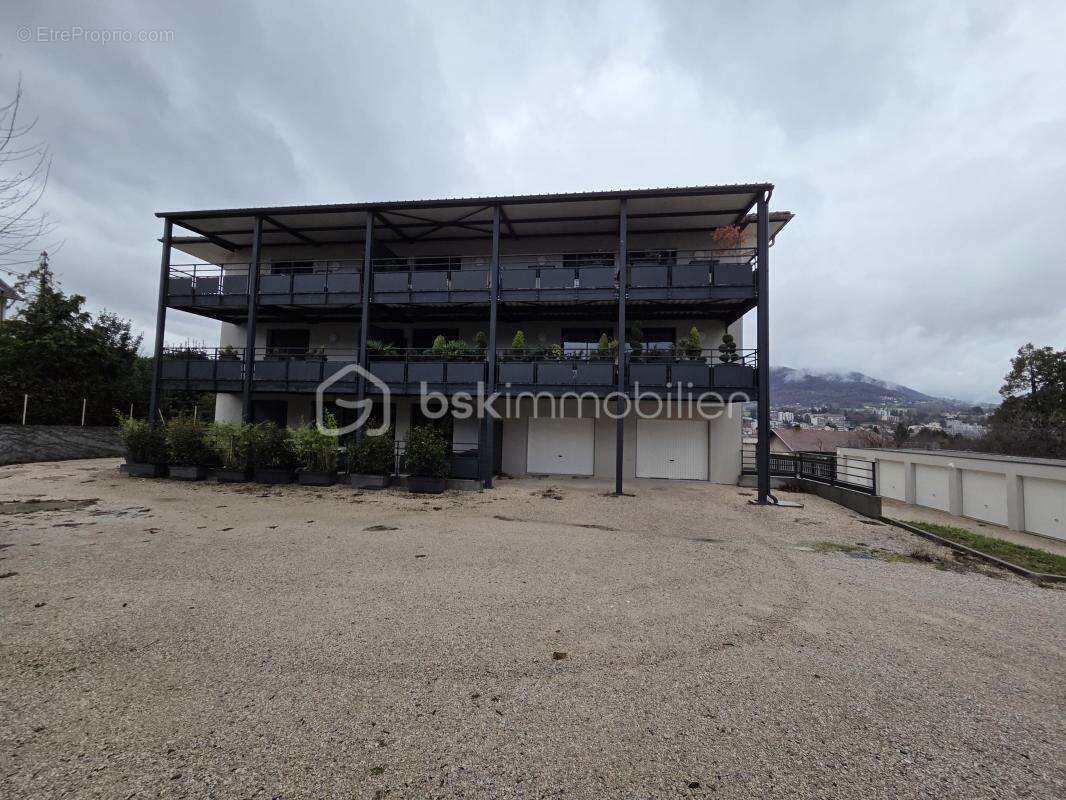 Appartement à VOIRON