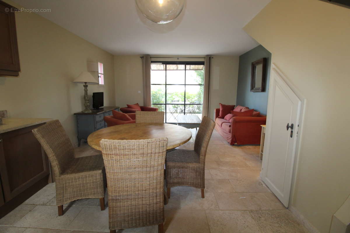 Maison à SAINT-LAURENT-DE-LA-CABRERISSE