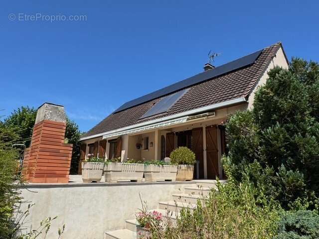 Maison à FOLLAINVILLE-DENNEMONT