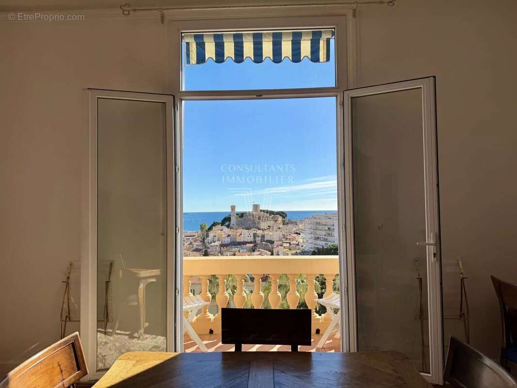 Appartement à CANNES