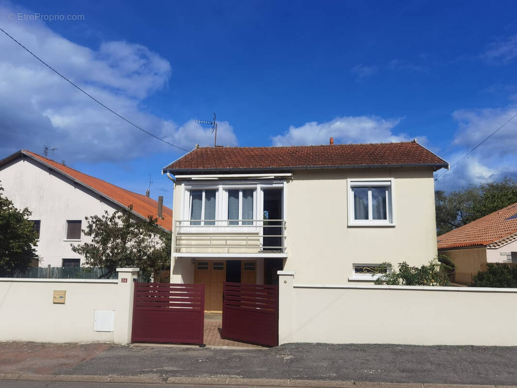 Maison à ROUMAZIERES-LOUBERT
