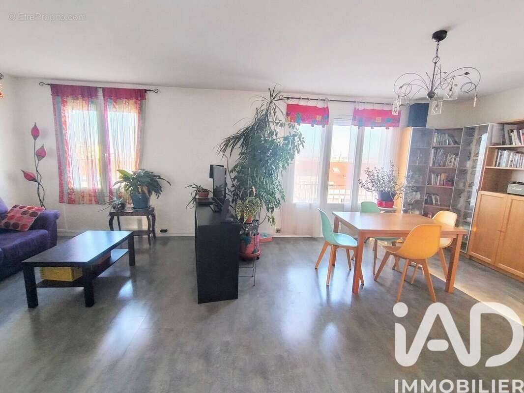 Photo 2 - Appartement à REIMS