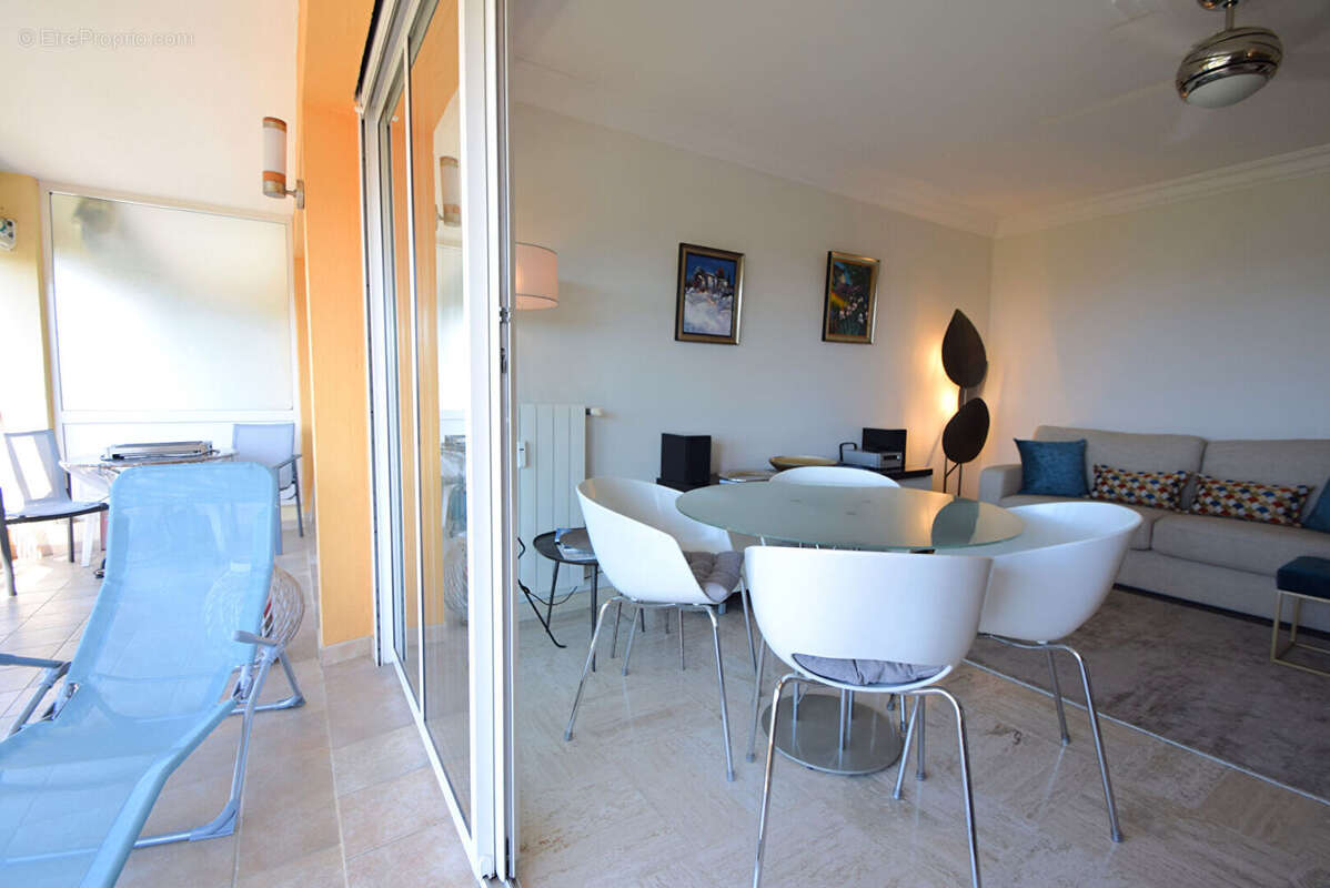 Appartement à SAINT-RAPHAEL