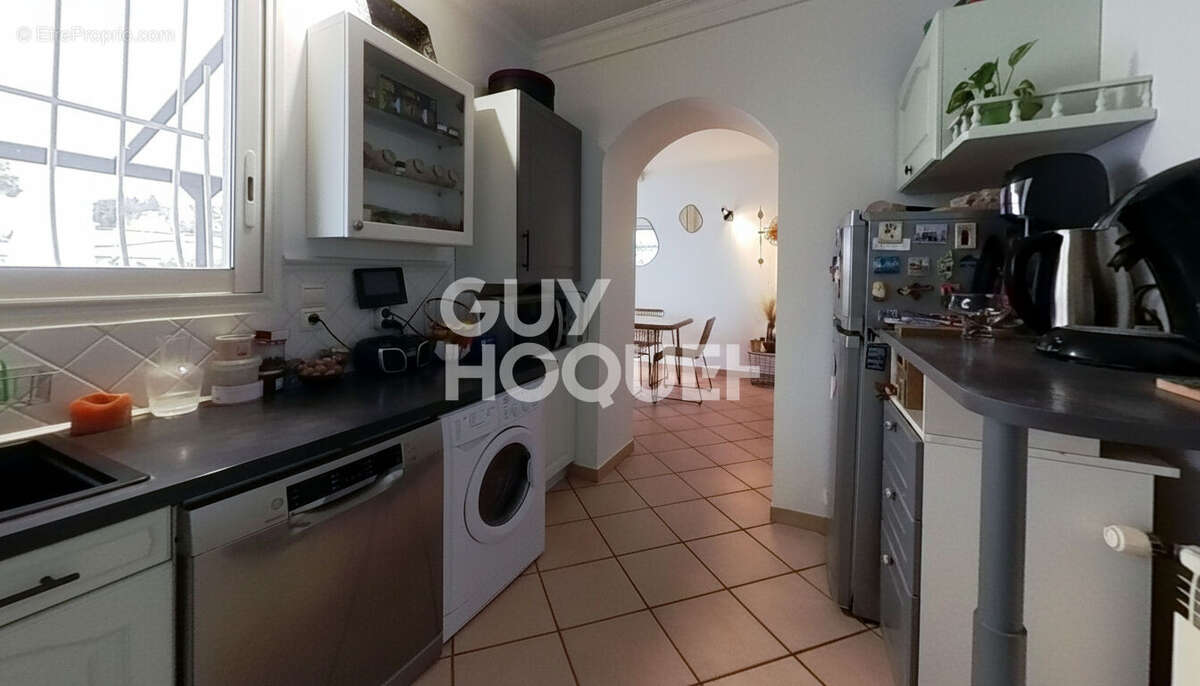 Maison type 4 (94 m² Carrez) en vente à CARPENTRAS - photo 8