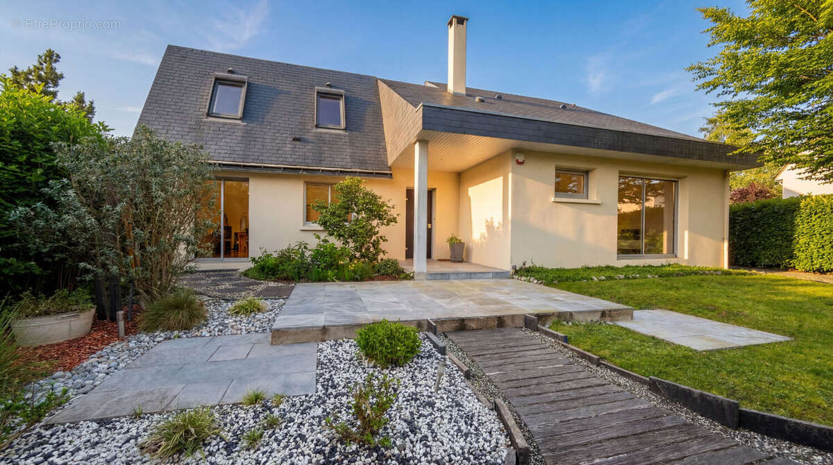 Maison à CHAMBRAY-LES-TOURS