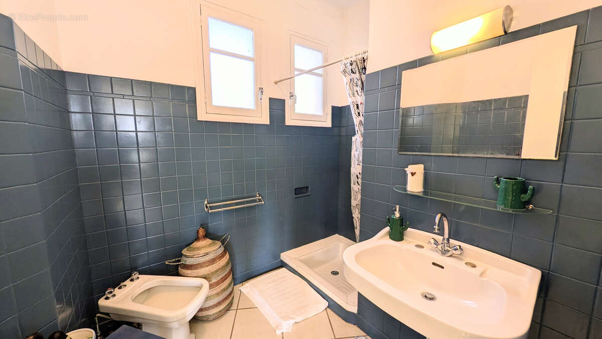 Maison à LAROQUE-DES-ALBERES