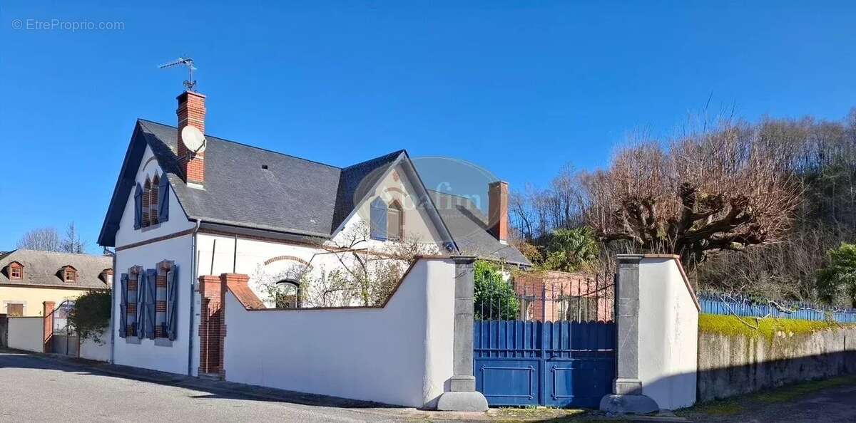 Appartement à MONTAUT