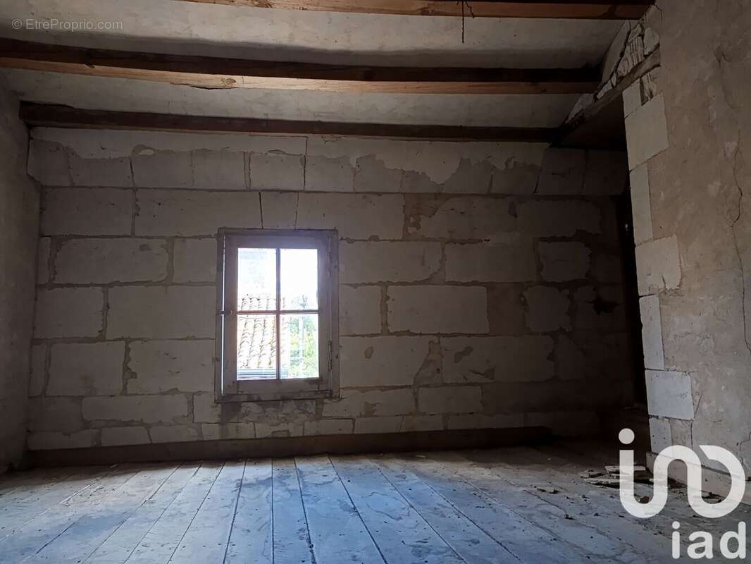 Photo 9 - Maison à MONTS-SUR-GUESNES