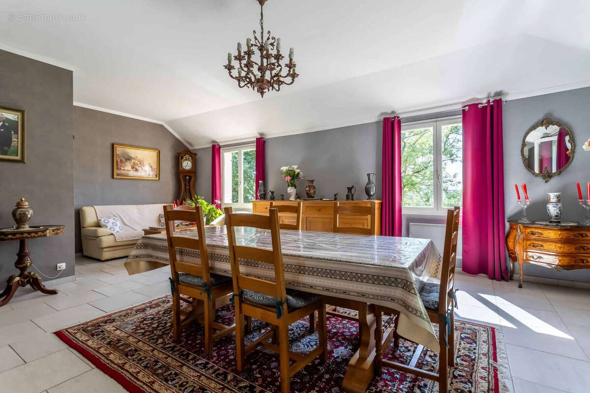 Country property - photo 11