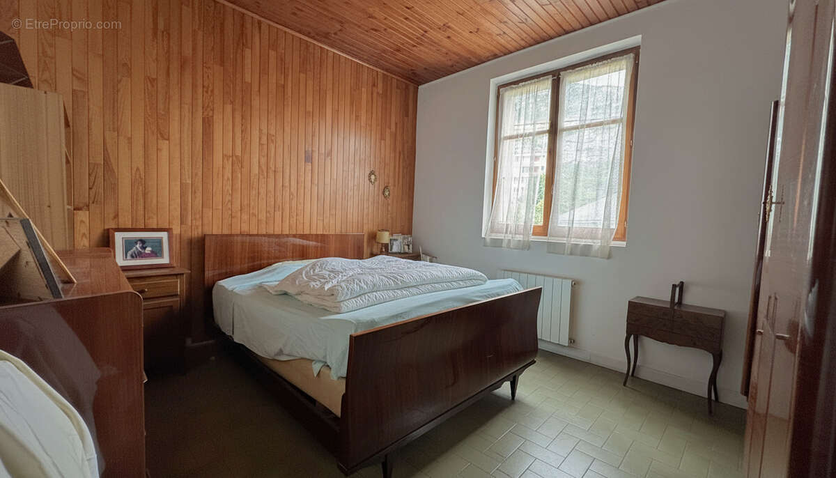 n°8 - Appartement à SAINT-EGREVE