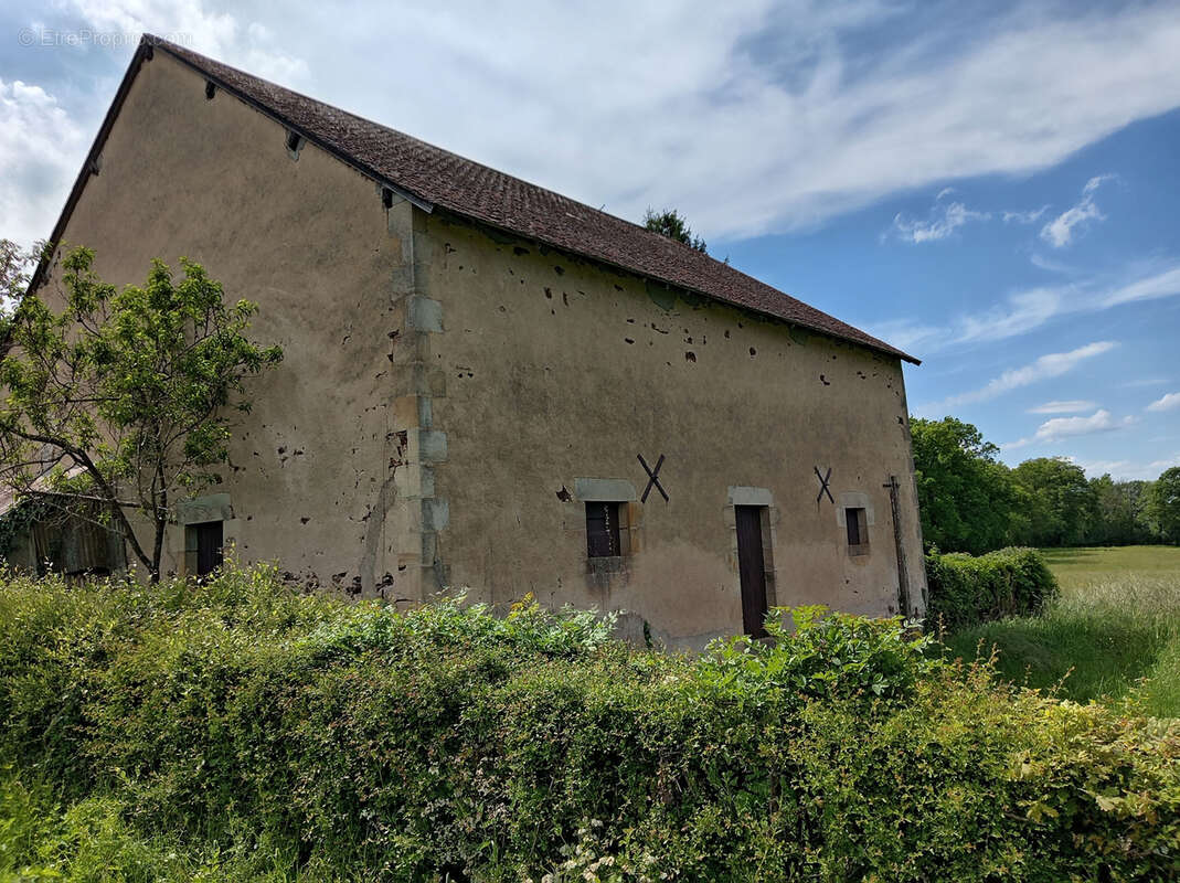 Maison à SAINTE-SEVERE-SUR-INDRE