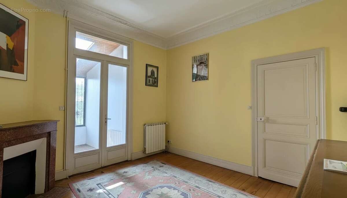 Maison à LE PASSAGE