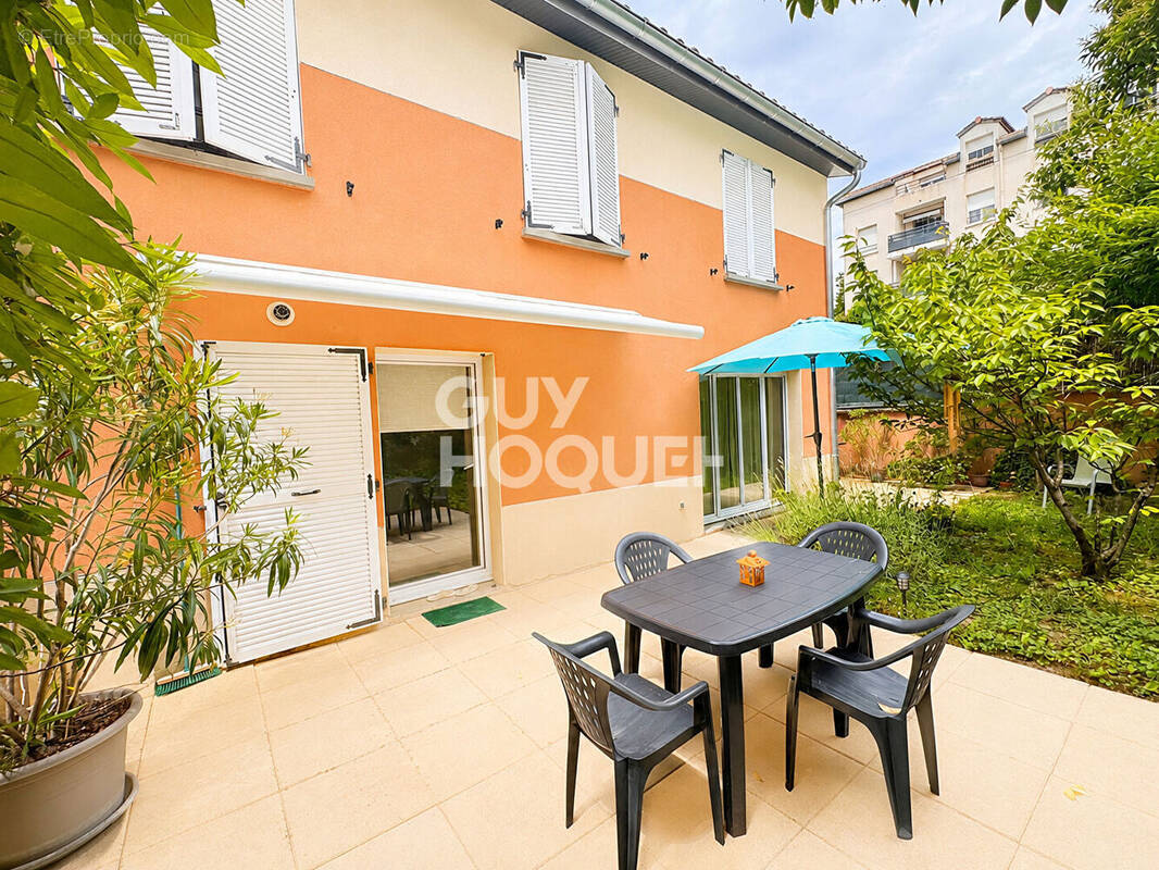 Appartement à SAINT-PRIEST
