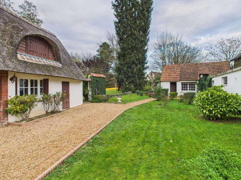 Maison à FAVEROLLES