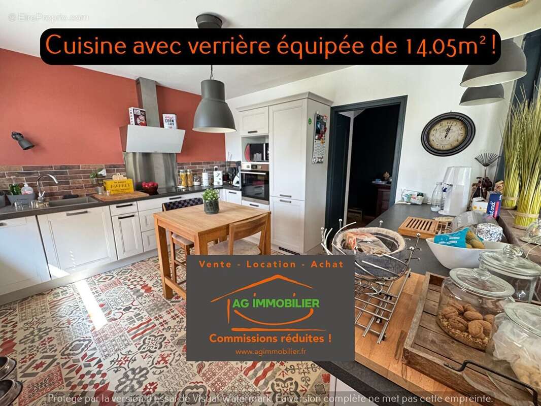 Maison à MONTGERMONT